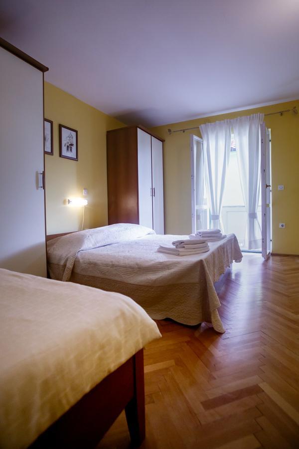 Lucija Apartment Kampor Bagian luar foto