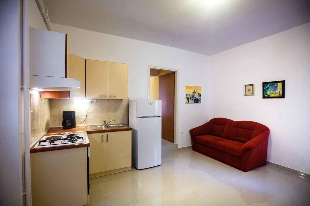 Lucija Apartment Kampor Bagian luar foto