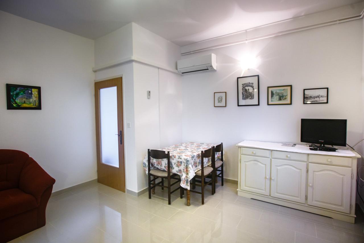 Lucija Apartment Kampor Bagian luar foto